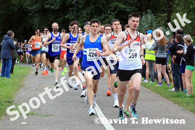 Senior men, 2024 Sunderland Harriers 5k, Silksworth, Sunderland.  Photo: David T. Hewitson/Sports for All Pics